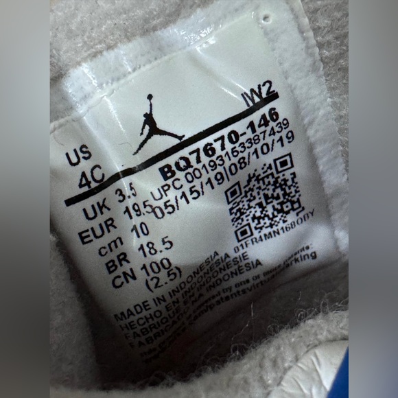 Jordan 4 Retro
What The (TD) Size‎ 4C - Picture 2 of 6